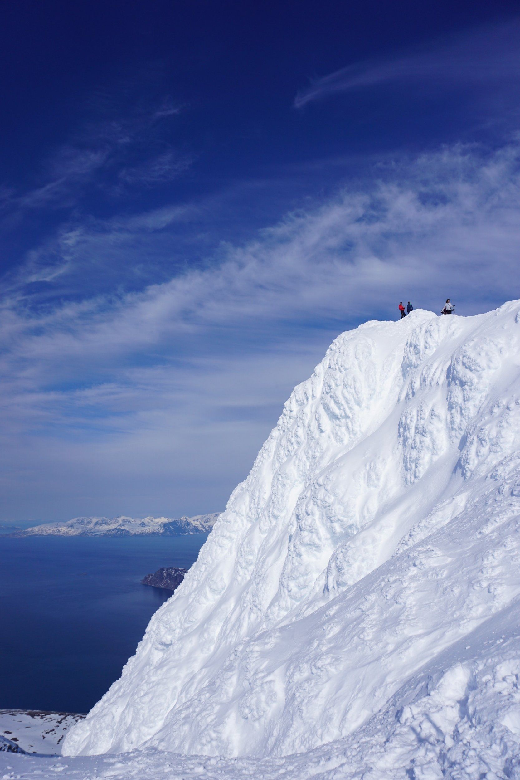 va03OWwqtPs0nRf24Q5x.jpg