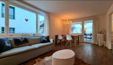 Screenshot_20231008_082844_Airbnb.jpg