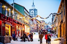 Christmas-shopping-at-Roros-Foto_Innovation-Norway_Thomas-Rasmus-Skaug_large2.jpg