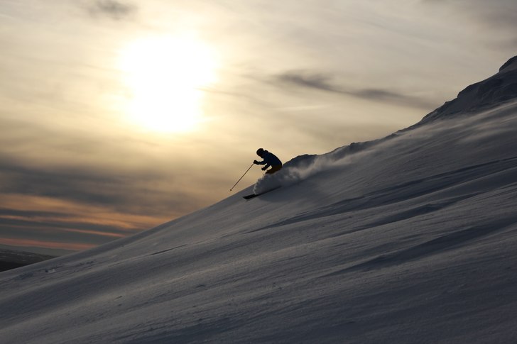 Dagens sista åk vid sidan om pisten!. Photo: Kenneth Elinder. Rider: Eric Elinder.