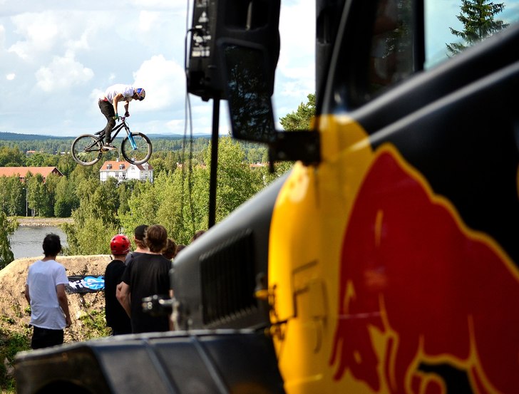 Photo: Emrik Jansson. Rider: Martin Söderström.