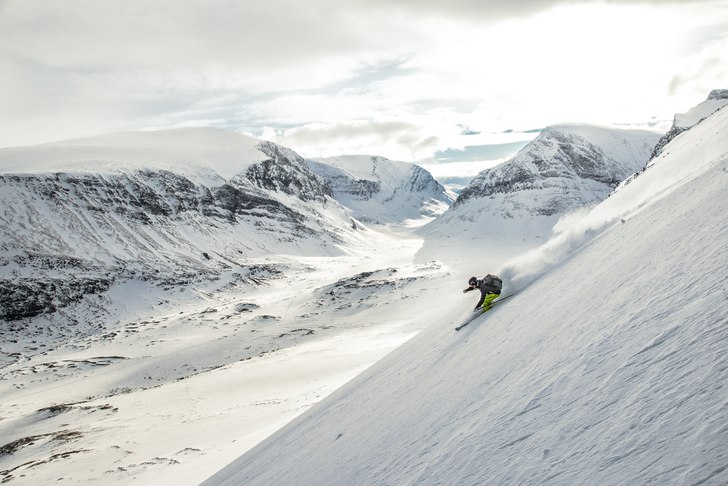 Victor Daggberg på väg nedför Personalbacken. Photo: Axel Adolfsson.