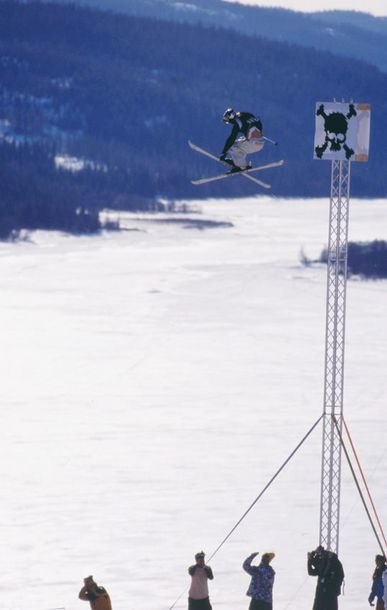 Photo: Endre Løvaas. Rider: Jon Olsson.