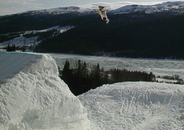 Photo: Emil Håkansson. Rider: Simon Dumont.