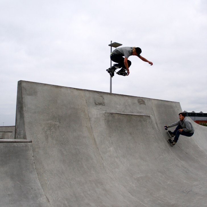 360 mute air
höstskate . Photo: chrille. Rider: christoffer persson och david smith.