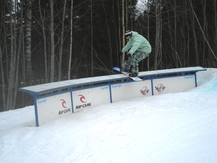 b/s board på c:et. Photo: shean. Rider: madeleine eriksson.
