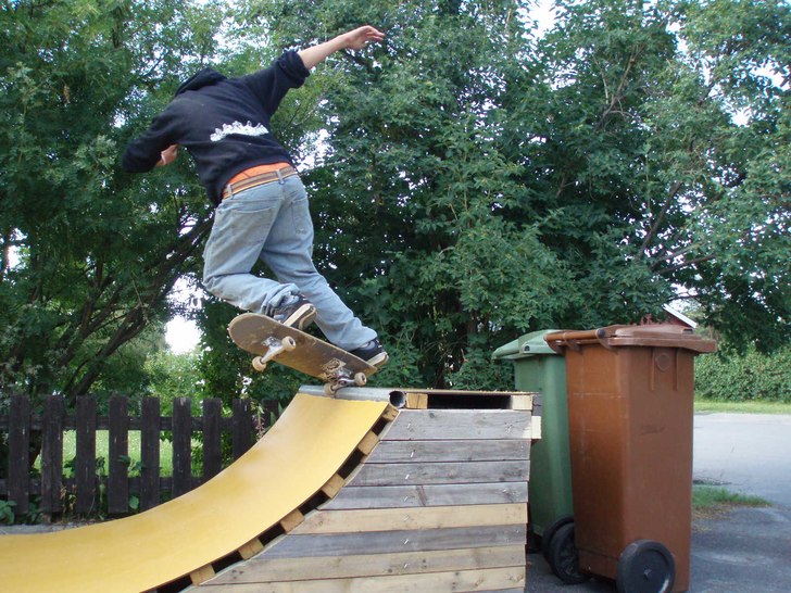 Nosepick eller nått,. Photo: Syster. Rider: Jag (Petter Frisk).