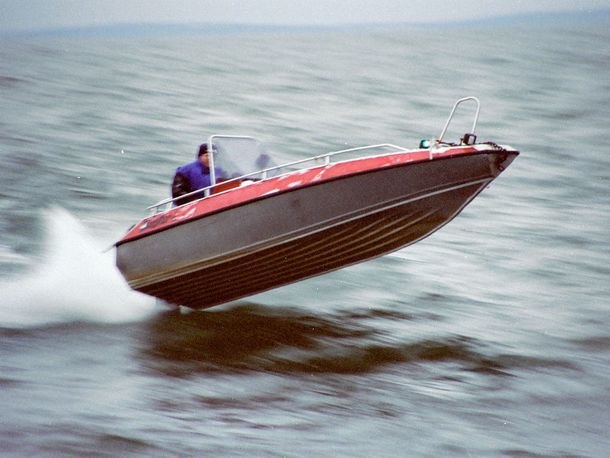 Vinterstorm. Photo: The Mike. Rider: Johan S.