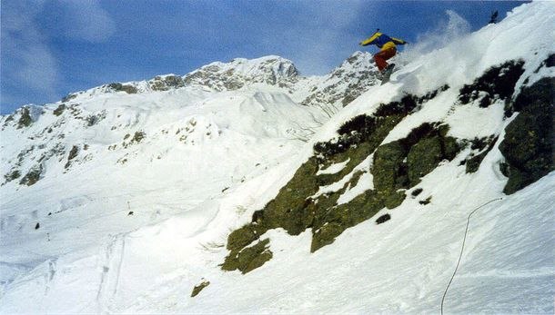 Photo: Johan Helmerskog. Rider: Erik Wikström.