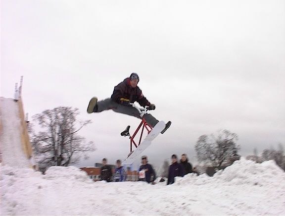 Snowbike (Funcross) uppvisning sponsrad av Max i B. Photo: Adam M. Rider: Dippis.