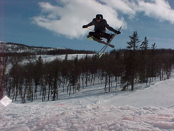 Photo: peter hilmersson. Rider: simon bergman.