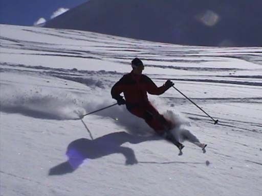 Schysst puder i Whistler Kanada.. Photo: Magnus Lageson. Rider: Robert Norén.