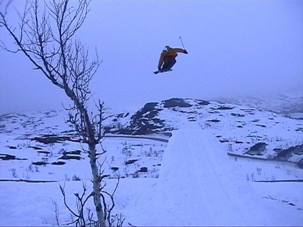 Photo: Samuel Karlström. Rider: Niklas Karlström.