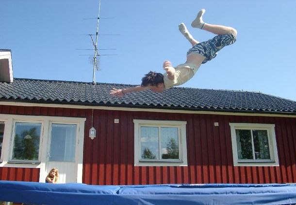 fick till en bra bild till slut.. Photo: Henrik Andersson. Rider: Benno Persson.