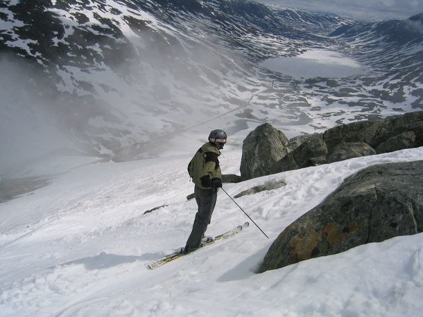 Stryn, juni 2003.
Sista åket ner till stolslifte. Photo: Sofia Larsson. Rider: Johan Sköld.