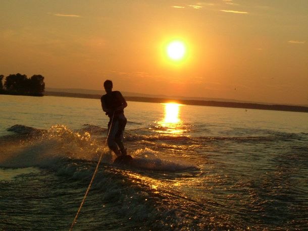 Photo: Oscar Molinder. Rider: Simon Skoglund.