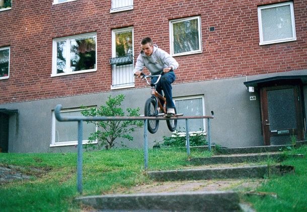 Jag å en liten grind.. Photo: Rasmus Andersson. Rider: Martin Fredriksson.