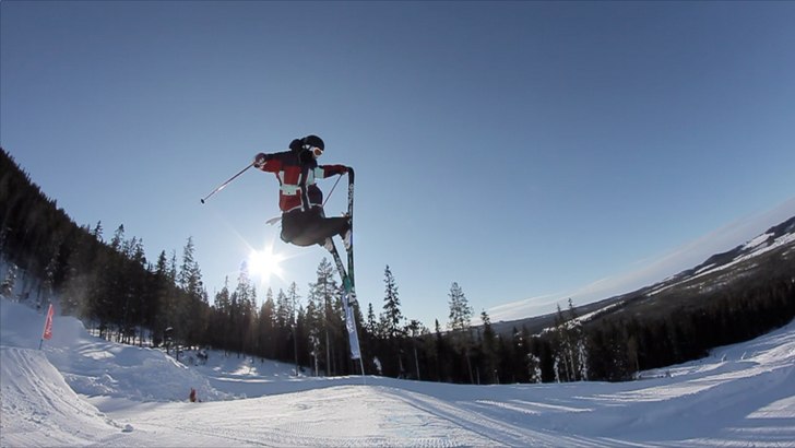 Filmade bara en dag denna vinter och då fick jag . Photo: Adam Forsberg. Rider: Jesper "Jeppenator" Norén.