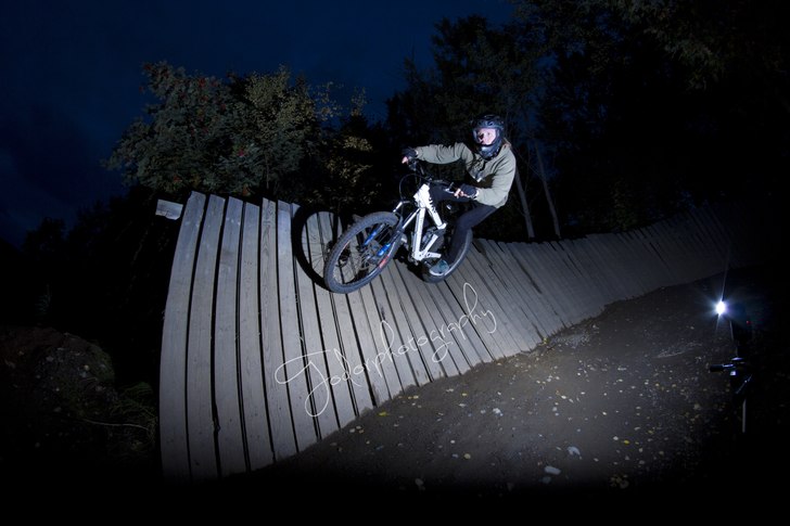 velo. Photo: Robin Todor. Rider: Martin Liljeqvist.