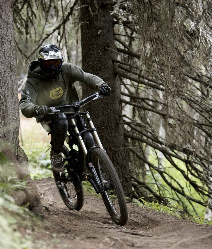 Photo: jonas kullman. Rider: moi.