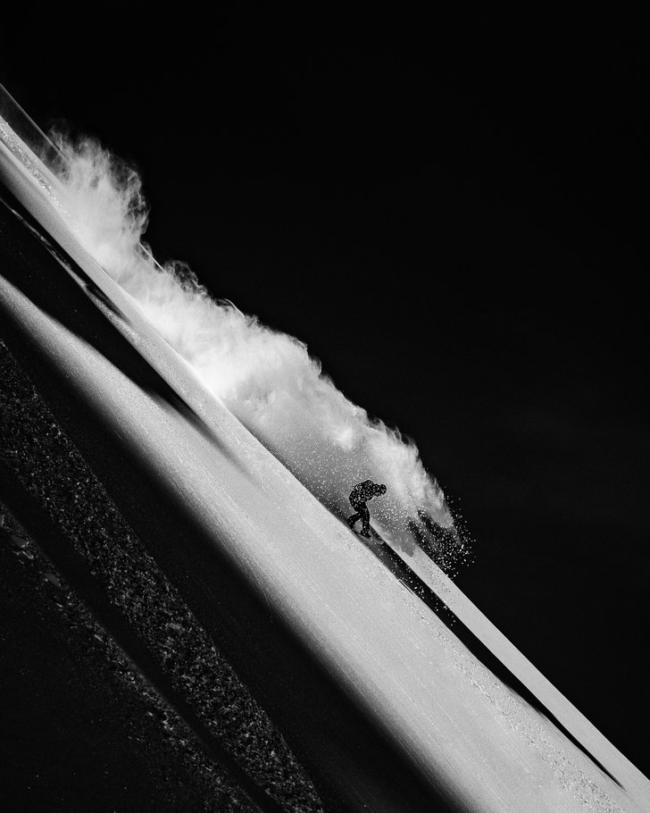 Cody Bramwell på väg ned för åket "Banane. Photo: Axel Adolfsson.