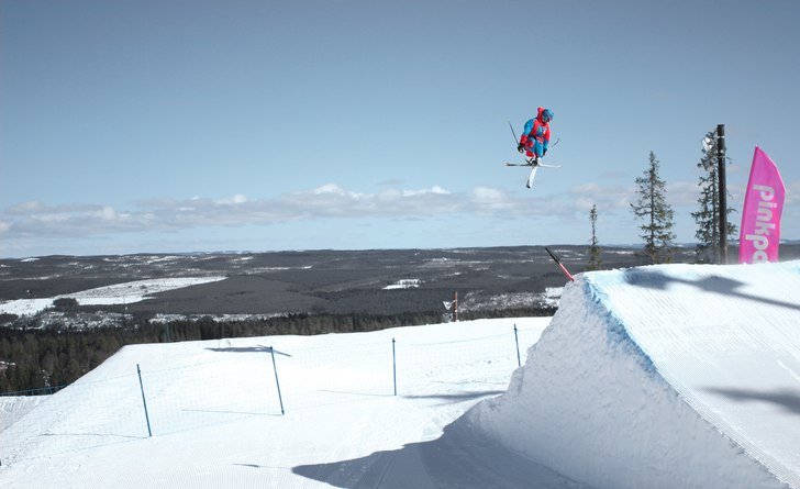 Svarta linjen. Photo: Rasmus Leandersson. Rider: Robin Axelsson.