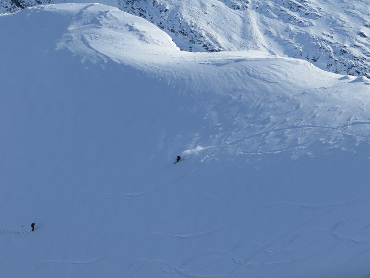 Robin Andersson fotar Matti Rapila som just fotat . Photo: tryggve tirén.