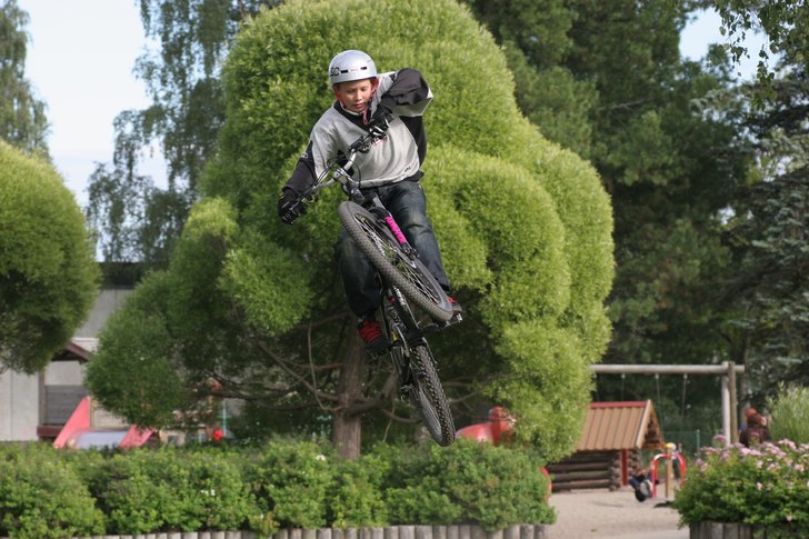Hopp. Photo: Viktor Boström. Rider: Marcus Marklund.