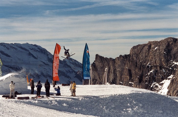 November loven i Tignes va alltid balla, parkskola. Photo: Sanna Gavel. Rider: Linus Hougland.