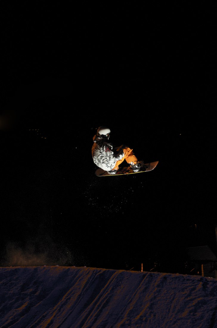bs7. Photo: Erik Carlsen. Rider: Dennis Lind.