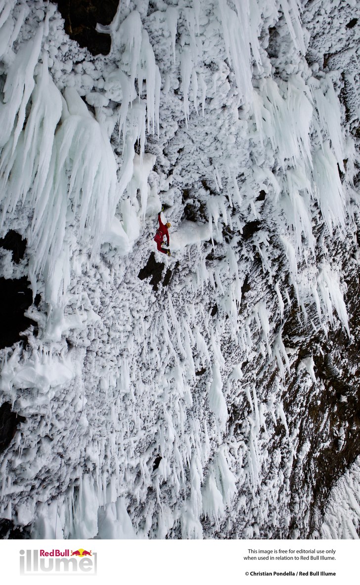 Photo: Christian Pondella. Rider: Tim Emmett.