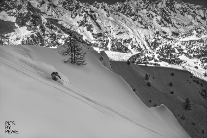 Photo: PICS BY PEWE. Rider: Nicolai Perdrup.