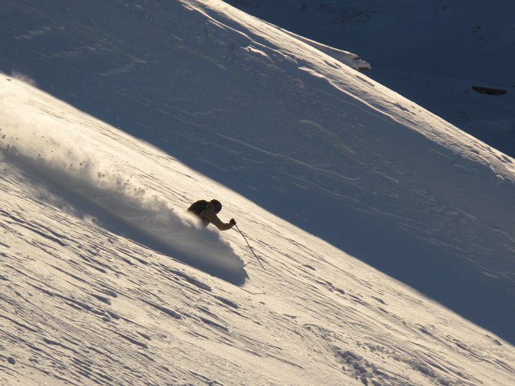 Solnedgång i Fornet, Val d'Isére fre 10dec . Photo: Johan Gustafsson. Rider: Niclas Karlson.