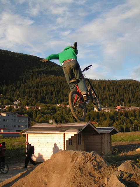 Såkallade dirten i åre.. Photo: Patrik Mathisson. Rider: Jag.