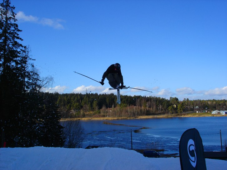 hitta några bilder från förra året... Photo: kommer inte ihåg. Rider: Simon Delér.