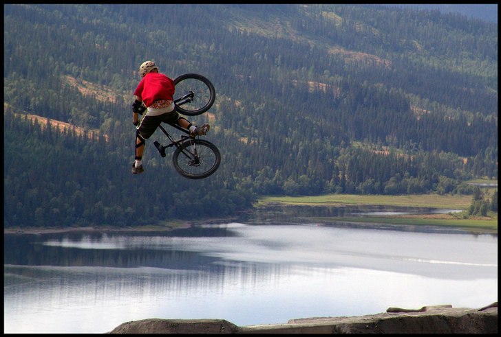 Photo: Jacob Gustafsson. Rider: Martin.