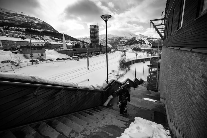 Urbanshoot i Narvik med Daniel och Adam.. Photo: Adam Palander. Rider: Jacob.