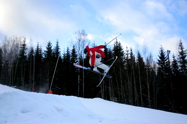 latjolajban!. Photo: Marcus Kvarnström. Rider: Simon Delér.