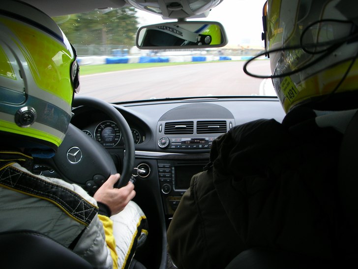 Baksätes åkning i Merca AMG  610 hk  Bosch Racin. Photo: Jenisis. Rider: Jens Björklund.