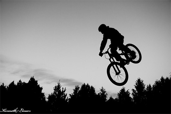 jag gör 360. Photo: Kenneth Einars. Rider: Alex Bäckvall (jag).