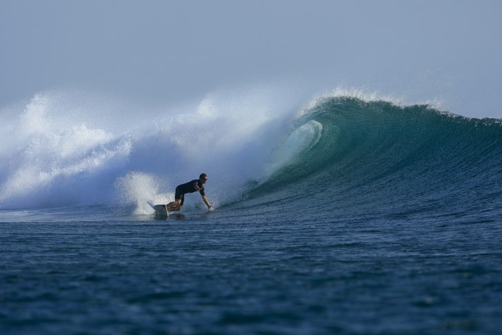 Bra svall ca 6ft med stark offshore,Varmt o mysigt. Photo: Reilly Cooney. Rider: Tobias Wattman Lundstig.