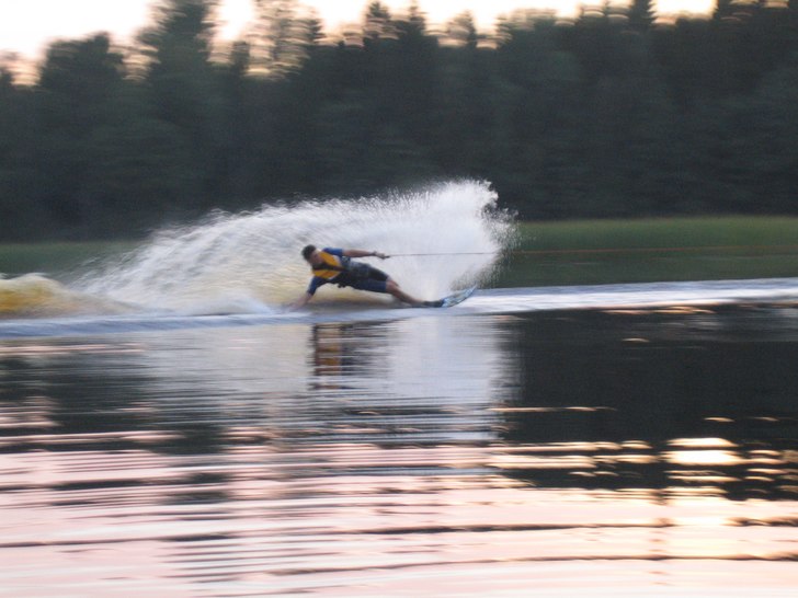Försökte få en perfekt bild men va ute lite fö. Photo: Viktor Frisk. Rider: Jesper Westlin.