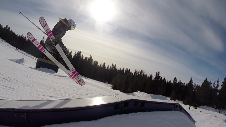 @Ida_Ruder
Playing around. :D @ Kläppen skii res.