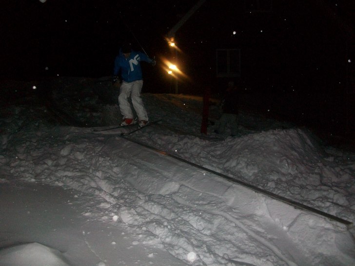 New York backyard sking:). Photo: HMM. Rider: Hmm.