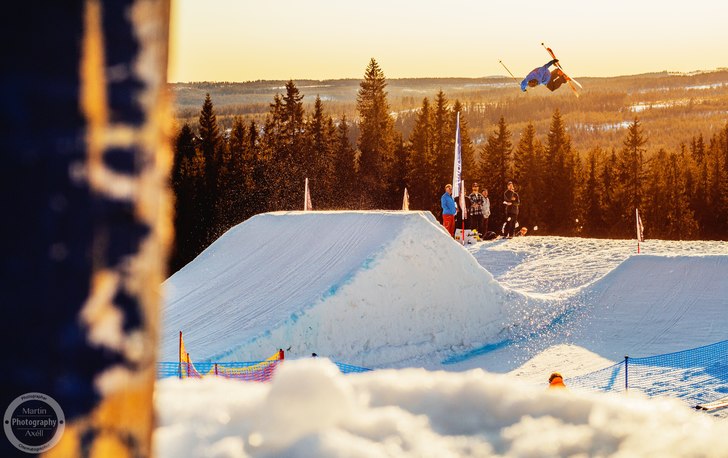 @hburvall. Photo: Martin Axéll. Rider: Hugo Burvall.