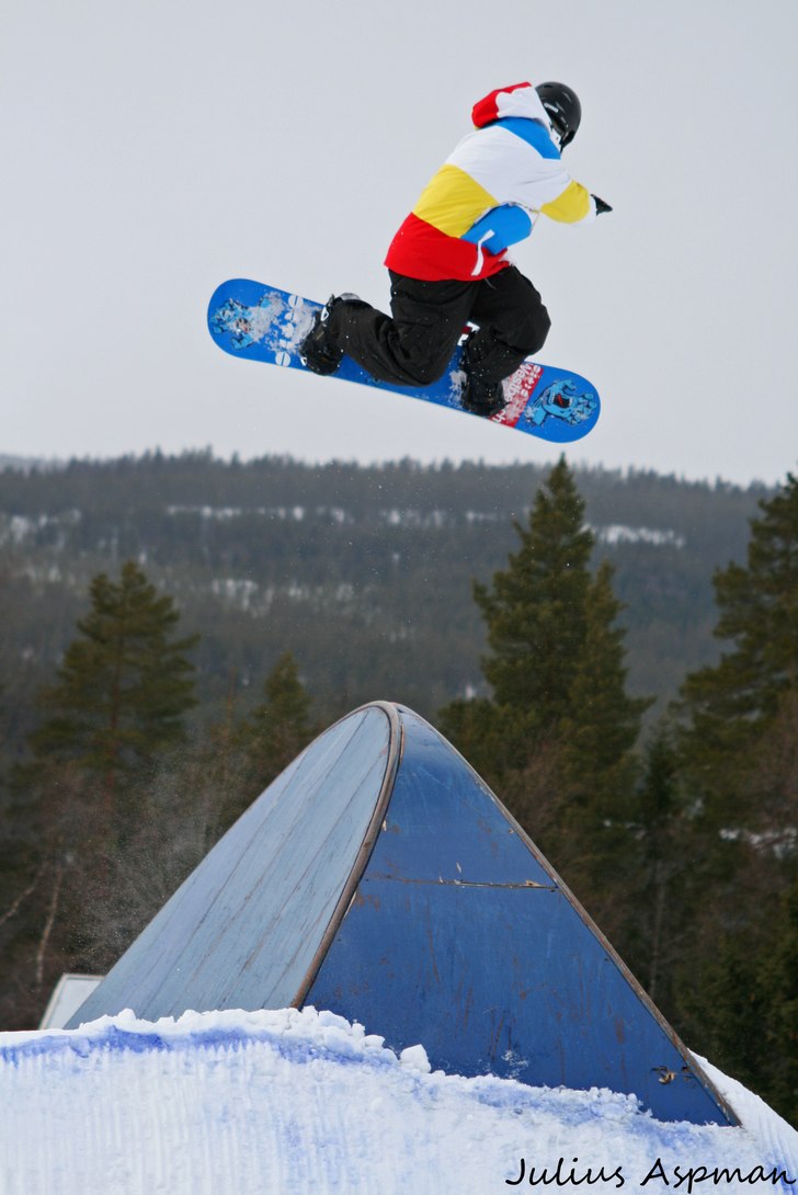 bs air . Photo: julius aspman. Rider: erik fernvik.