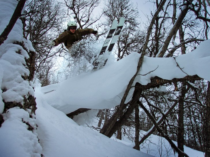 körde upp på natten från grått stockholm. tror. Photo: david kvart. Rider: jakob wallin.