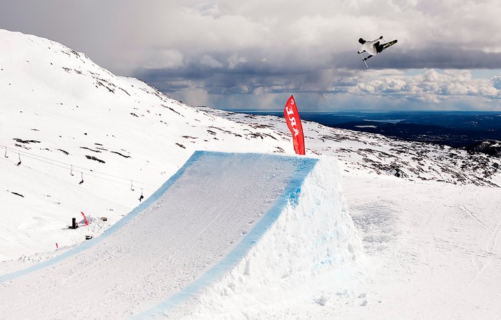 Åre Freeride. Photo: Andreas Timfält. Rider: Andreas Ojamäe.