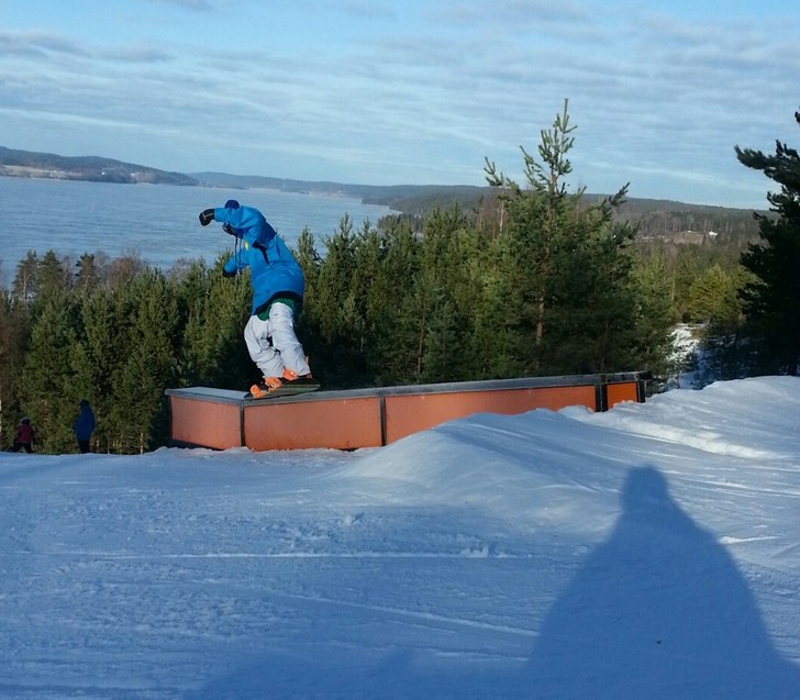 Nosepresser. Photo: olof axehag. Rider: Alexander Helgman.