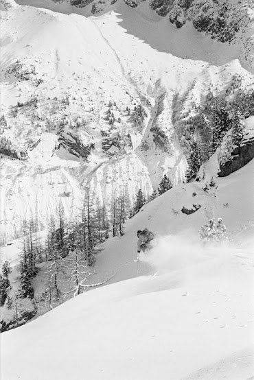 Tagen i Chamonix. Nära montenvers. 

Åkare : O. Photo: Rikard Lindby. Rider: Oskar Lindby.